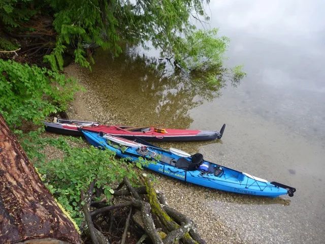 澎逸,彭逸,折疊皮划艇,折疊獨木舟,折疊海洋舟,折疊釣魚船,皮艇帆,海襪,船槳,海洋舟,皮划艇教學,皮划艇科技,皮划艇書籍,海洋舟探險,,海洋舟教學,折疊艇,折疊船